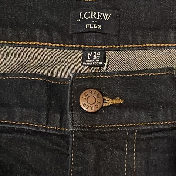 J. Crew Other - NWT J. Crew dark denim straight fit jeans.